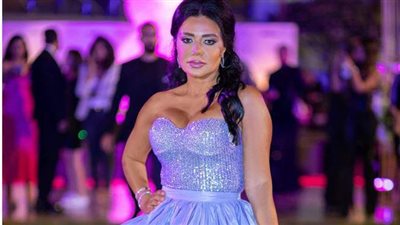 رانيا يوسف بإطلالة مثيرة في أحدث ظهور