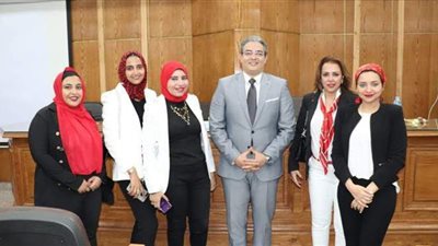 سعدة وأبو عميرة يحكمان مشروعات الدراسات العليا بإعلام القاهرة