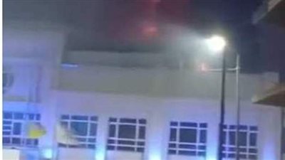 حريق هائل في فندق شهير على كورنيش الإسكندرية | صور