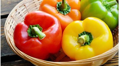 تعرفي على فوائد الفلفل الألوان لصحة أفراد أسرتك