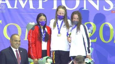 ندى مجدي تحرز الميدالية الفضية فى سباق 1500 متر سباحة بالزعانف المونو