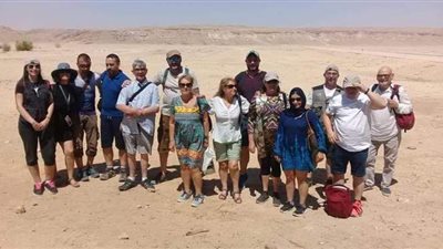 بعد غياب.. استقبال وفد يضم 15 سائحا بآثار تل العمارنة بالمنيا