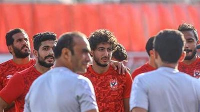 أول تعليق من محمد هاني بعد الانتظام في تمرينات الأهلي| صور