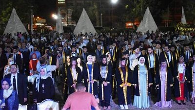 تكريم خريجي الدفعة الـ60 لهندسة أسيوط | صور