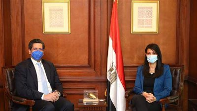 المشاط تبحث مع رئيس المؤسسة الإسلامية لتنمية القطاع الخاص سبل التعاون