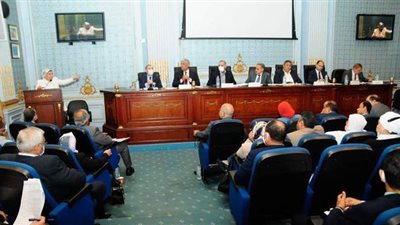 تضارب الاختصاصات.. محافظ كفر الشيخ يكشف أسباب تعطل تنفيذ المشروعات