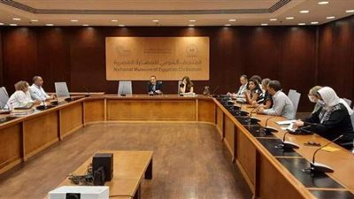 مساعد وزير السياحة تناقش سبل الاستفادة من الفعاليات الدولية للترويج للمقاصد