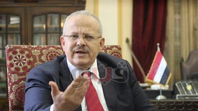 رئيس هيئة الدواء: مصر الدولة الوحيدة في الشرق الأوسط التي تصنع أدوية كورونا بنسبة 100%.. بالإضافة إلى تصنيع أول جهاز مصري 100% للتنفس الصناعي