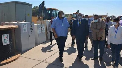 محافظ الوادي الجديد يشهد اصطفاف المعدات المشاركة بأعمال مبادرة 