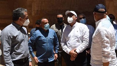 متهدم منذ ألف عام.. تعرف على موعد الانتهاء من ترميم تمثال تحتمس الثاني