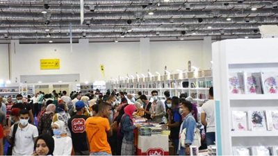 ٩٢ ألف زائر في سابع أيام معرض القاهرة الدولي للكتاب