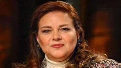 هذا ما فعله الأطباء.. دلال عبدالعزيز تطلب رؤية سمير غانم