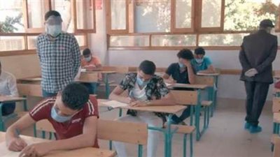 آخر استعدادات الثانوية العامة في المنيا.. تعقيم محيط اللجان وتوفير سيارات إسعاف