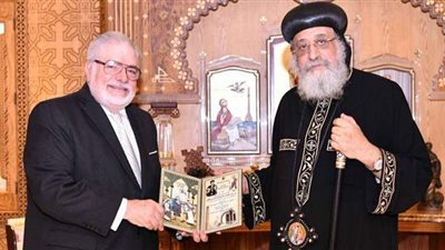 البابا تواضروس يستقبل سفير دولة الدومينيكان