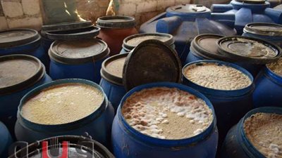 غلق مصنع أغذية وإعدام محتوياته بديرب نجم في الشرقية