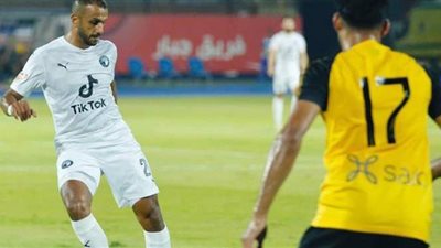 التعادل الإيجابي 1/1 يحسم الشوط الأول بين الإنتاج الحربي وبيراميدز