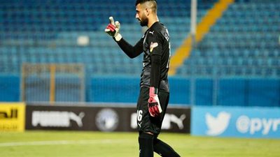 بعد إصابته بالصليبي.. لاعبو بيراميدز يدعمون الشناوي