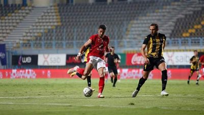 شوط أول سلبي بين الأهلي والمقاولون العرب