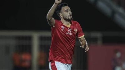 صلاح محسن يحرز الهدف الأول للأهلي في مرمى المقاولون