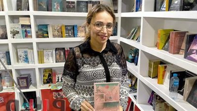 أوضتين وسارة.. أول إصدارات الشاعرة سارة عبد الرحمن بمعرض الكتاب