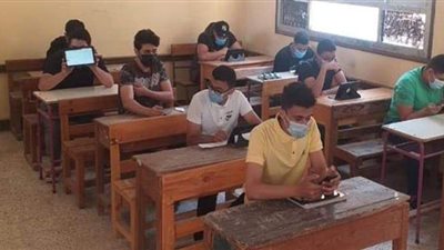 الحبس أو الغرامة.. عقوبات تسريب امتحانات الثانوية العامة 2021