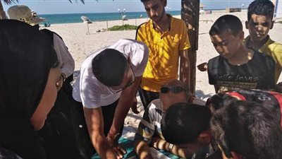 الشباب والرياضة بشمال سيناء تنظم مبادرة «شاطئنا» لتنظيف شاطئ البحر