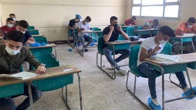 انطلاق ماراثون الثانوية العامة 2021 بمادة اللغة العربية للشعبة العلمية.. اليوم