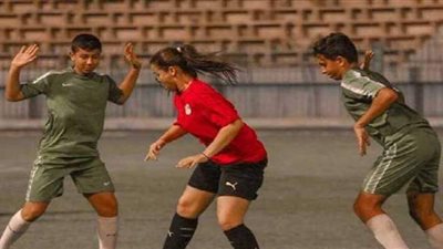 أول تعليق من مدرب منتخب السيدات على مباراة الرجال