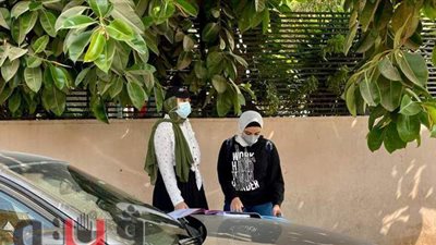 بالكمامات وكاشف المعادن.. لجنة مصر الجديدة تستقبل طالبات الثانوية العامة|فيديو