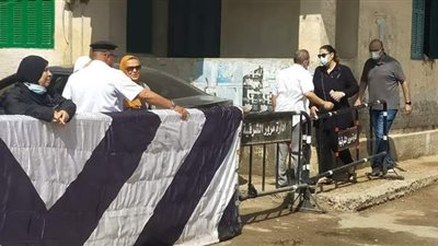 دخول طلاب الثانوية العامة بالشرقية لجان الامتحانات وسط إجراءات احترازية