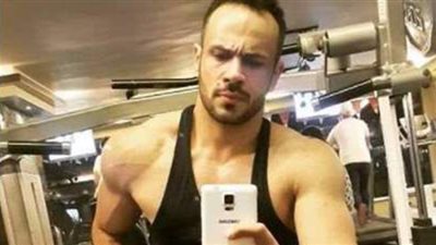 محمد عطية يحذر جمهوره من منتحل شخصيته على الواتساب