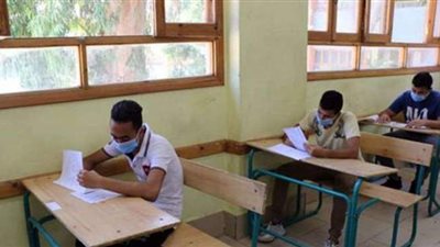 نقل مراقب بلجان الثانوية العامة بكفر الشيخ للمستشفى عقب تعرضه للإعياء