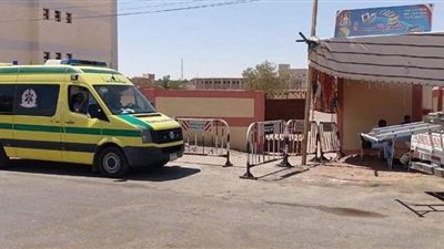 الدفع بسيارات إسعاف للوقوف أمام لجان الثانوية العامة بالوادي الجديد | صور