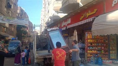 ضبط ٥٠ شيشة وأعمال مخالفة للبناء خلال حملات بالهرم | صور