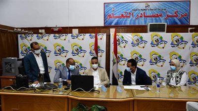 محافظ الفيوم يتابع امتحانات الثانوية العامة من غرفة عمليات التربية والتعليم