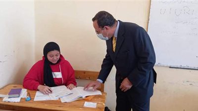 محافظ شمال سيناء يتفقد لجان امتحانات الثانوية العامة بالعريش | صور