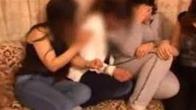 شهادة مزيفة وفيديوهات إباحية.. حكاية عنتيل الصعيد من أوروبا إلى الحبس.. المتهم تخرج في كلية التجارة وفتح عيادة للعلاج الطبيعي