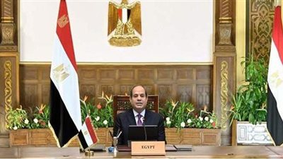 السيسي يقرأ الفاتحة على روح جيهان السادات وزوجها بطل الحرب والسلام