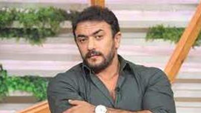 شاهد.. أحمد العوضي يتدرب على الألعاب القتالية