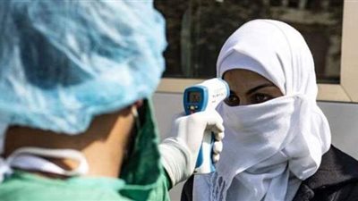 الجزائر تسجل 813 إصابة جديدة بفيروس كورونا