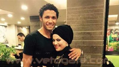 زوجة النني تحتفل بعيد ميلادها