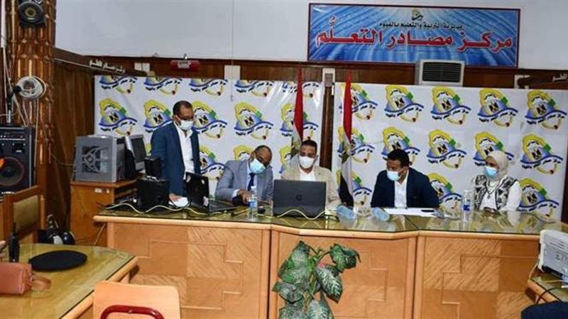 محافظ الفيوم يطمئن