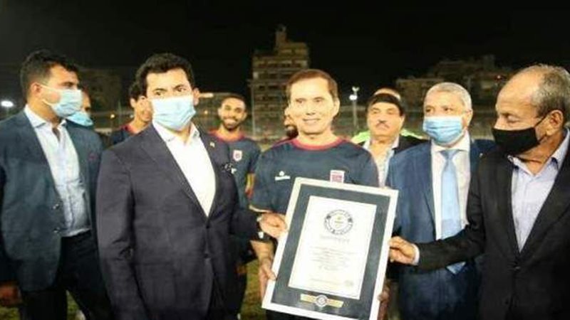 عزالدين بهادر أثناء