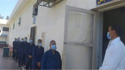 قافلة طبية لتوقيع الكشف على نزلاء سجني معسكر العمل وجنوب التحرير