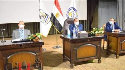 افتتاح دورة تدريبية لعمداء الكليات والمعاهد بجامعة بني سويف