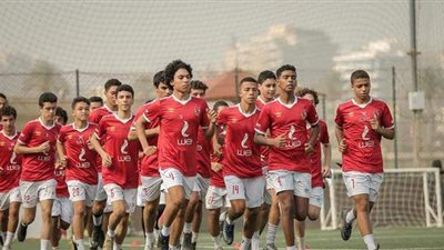 بدء فترة إعداد فرق قطاع الناشئين بالنادي الأهلي | صور