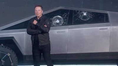 إيلون ماسك معرض لدفع 2.6 مليار دولار شراء سولار