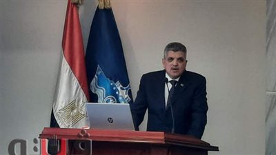 أسامة ربيع: قناة السويس تسجل أعلى عائد سنوي في تاريخها