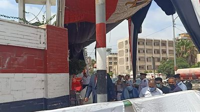 سكرتير محافظة الدقهلية يتفقد سير امتحانات الثانوية العامة في المنصورة | فيديو وصور