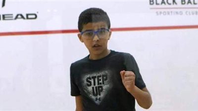 «بطل مصري على الطريق».. علي عزت يتوج ببرونزية أوروبا للأسكواش ويبدأ رحلته بأمريكا المفتوحة